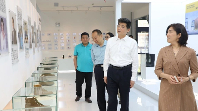 漯河市副市长李建仓到际华3515公司调研
